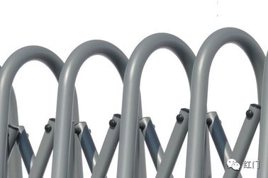 Industriële Intrekbare Automatische het Aluminiumlegering van de Veiligheidspoort met Antiklimalarm