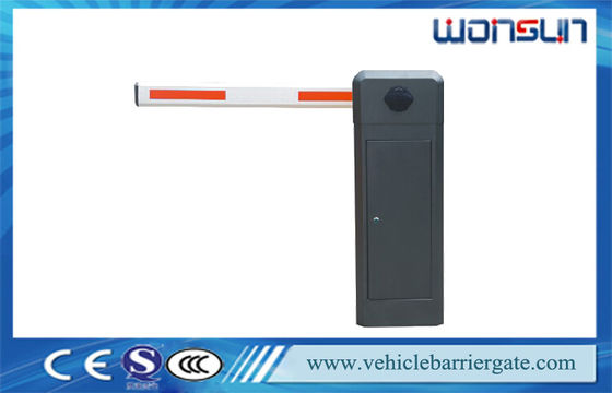Barrière van de weg de Automatische Boom